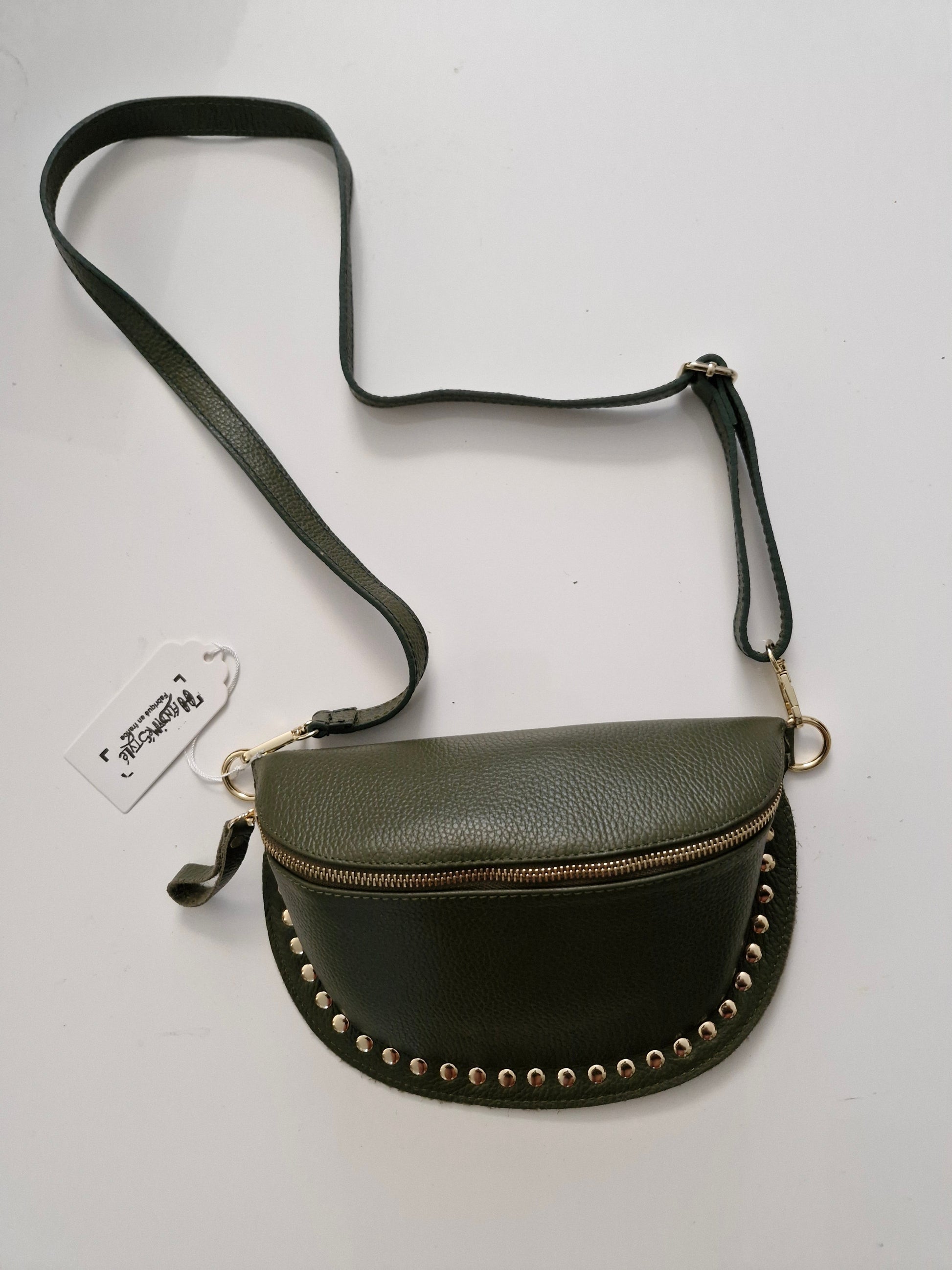 Sac banane cuir grainé clouté