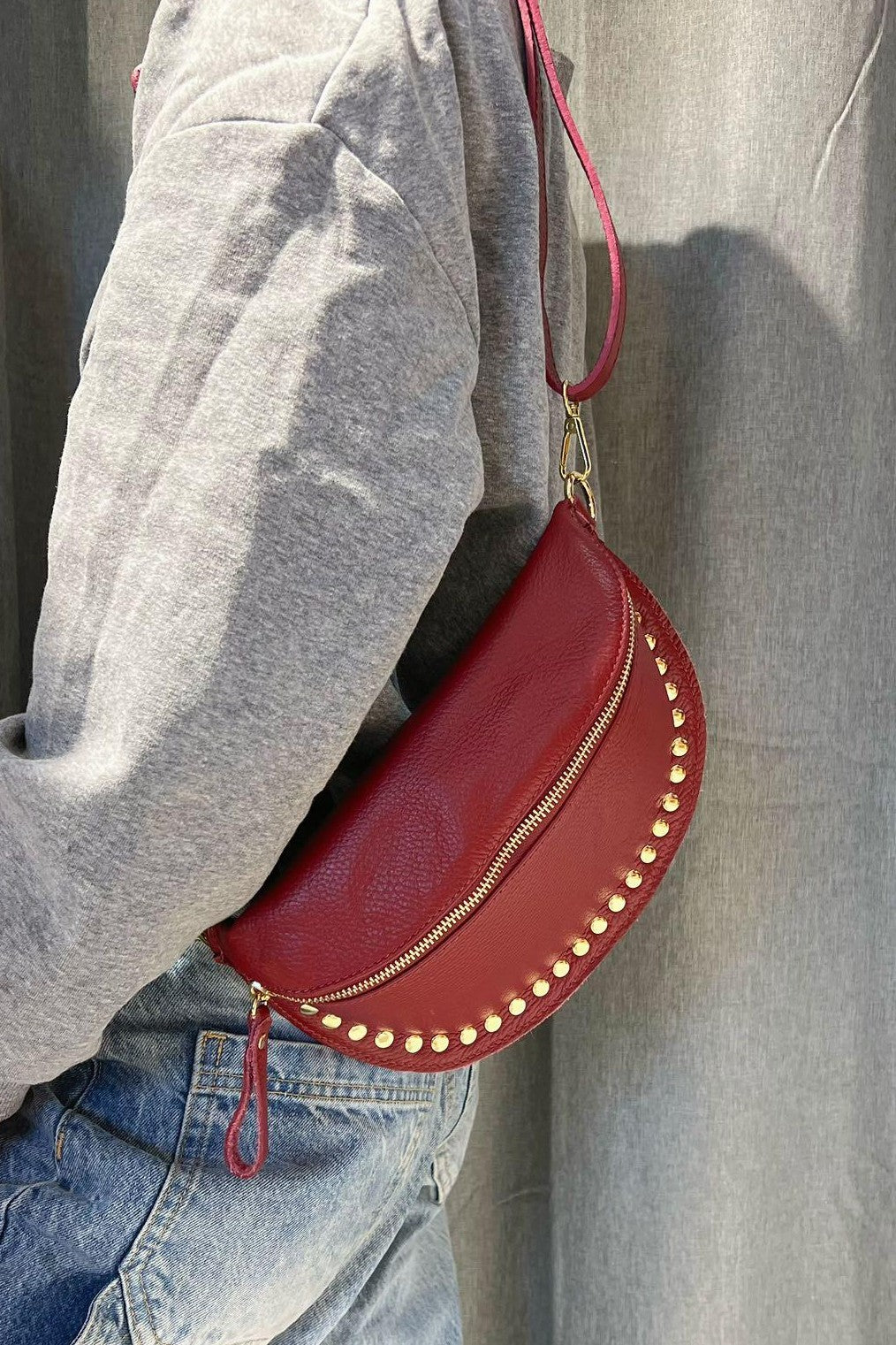 Sac banane cuir grainé clouté