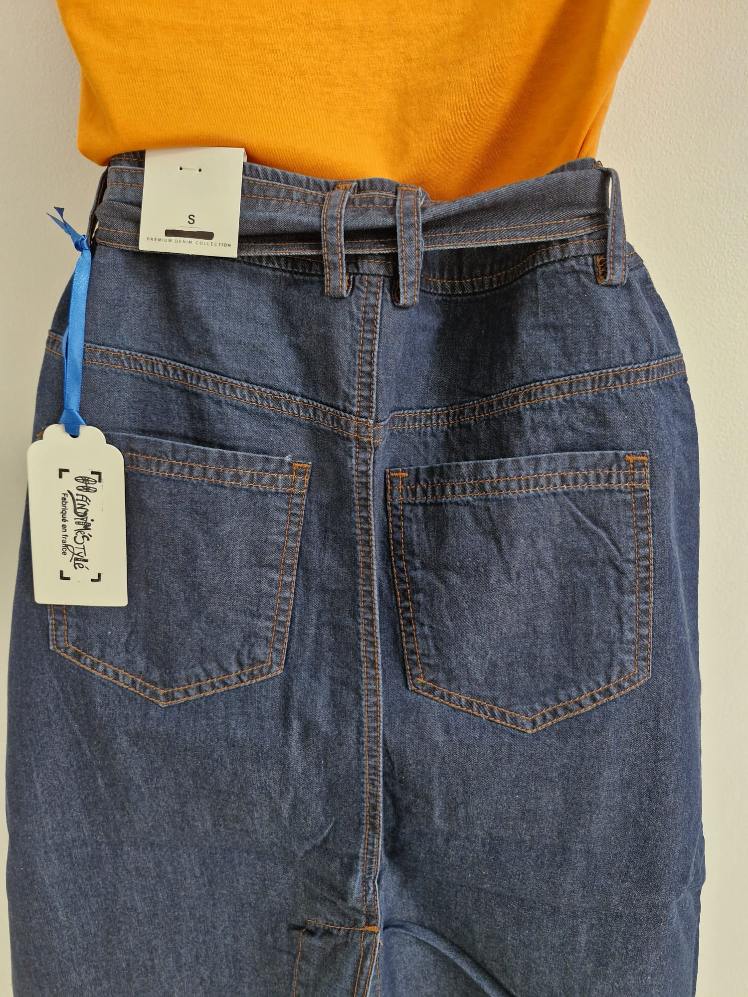Jupe en jeans fendue
